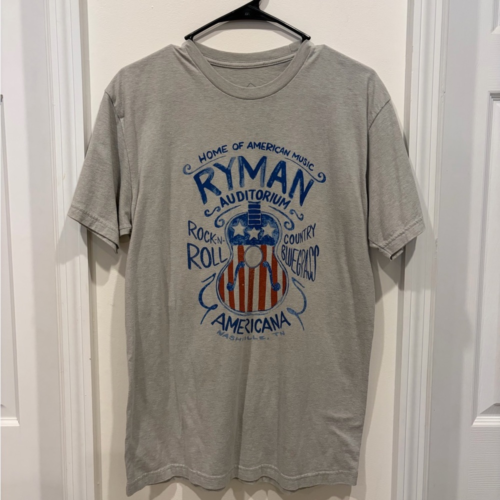 Ryman Auditorium Graphic T-Shirt - Size Medium
